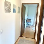 Comfortable A Stone's Throw From Nyon 아파트 Duillier