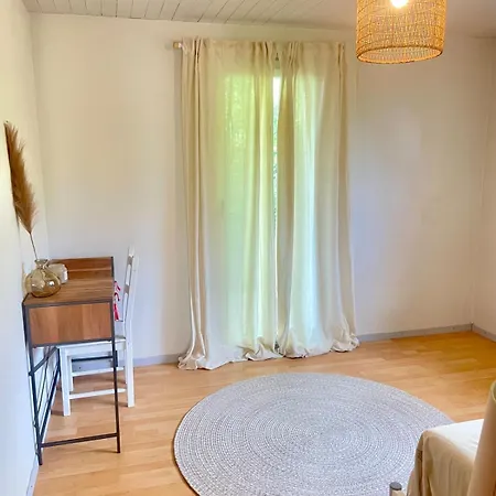 Comfortable A Stone's Throw From Nyon Duillier