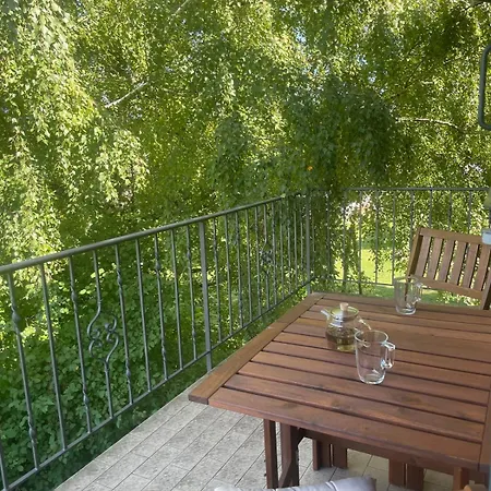 Appartamento Comfortable A Stone's Throw From Nyon Duillier